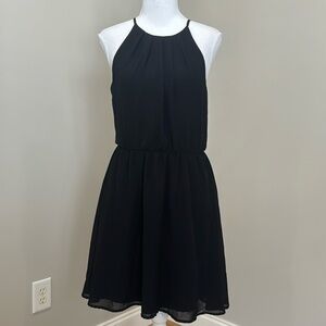 Lush Black Lightweight Sleevless Chiffon-like Cocktail Dress​